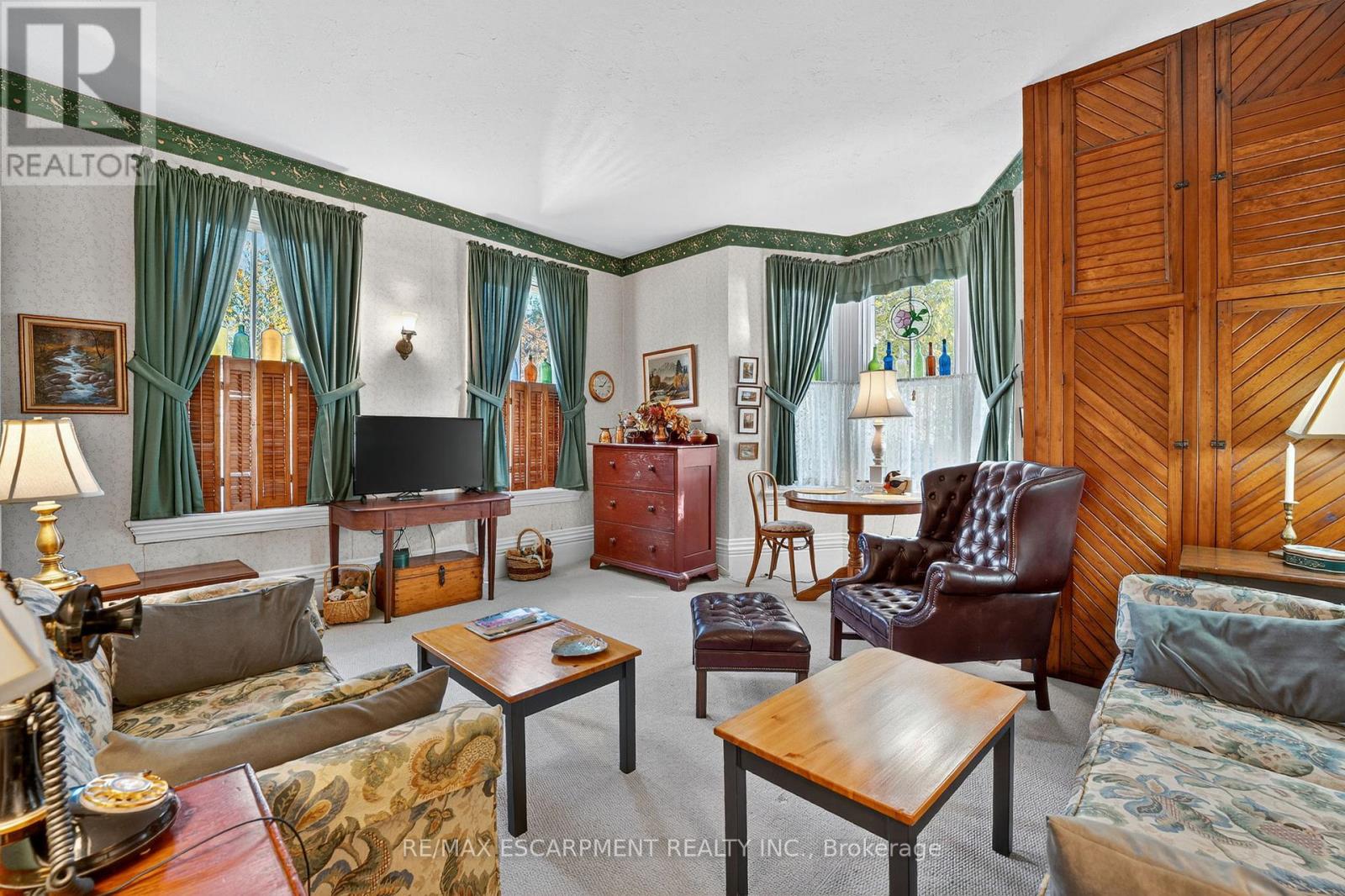 685 Sandy Road, Haldimand, Ontario  N1A 2W6 - Photo 9 - X12523322