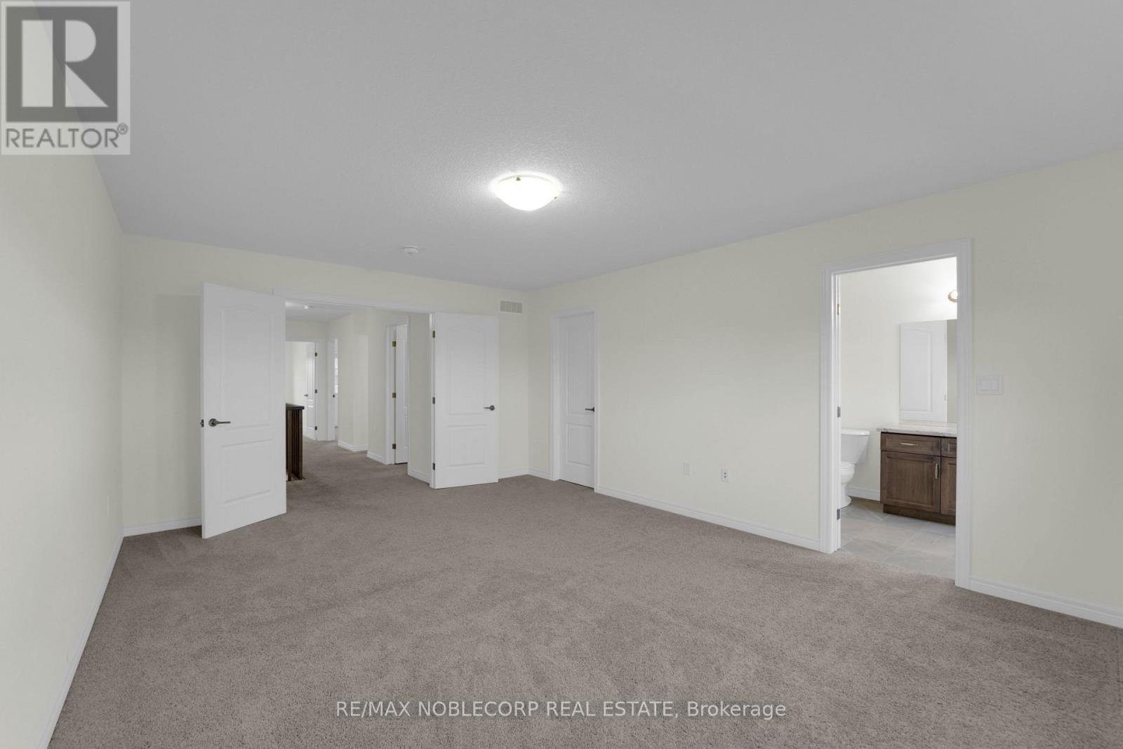 15 Lloyd Davis Way, Hamilton, Ontario  L0R 1C0 - Photo 17 - X12523324