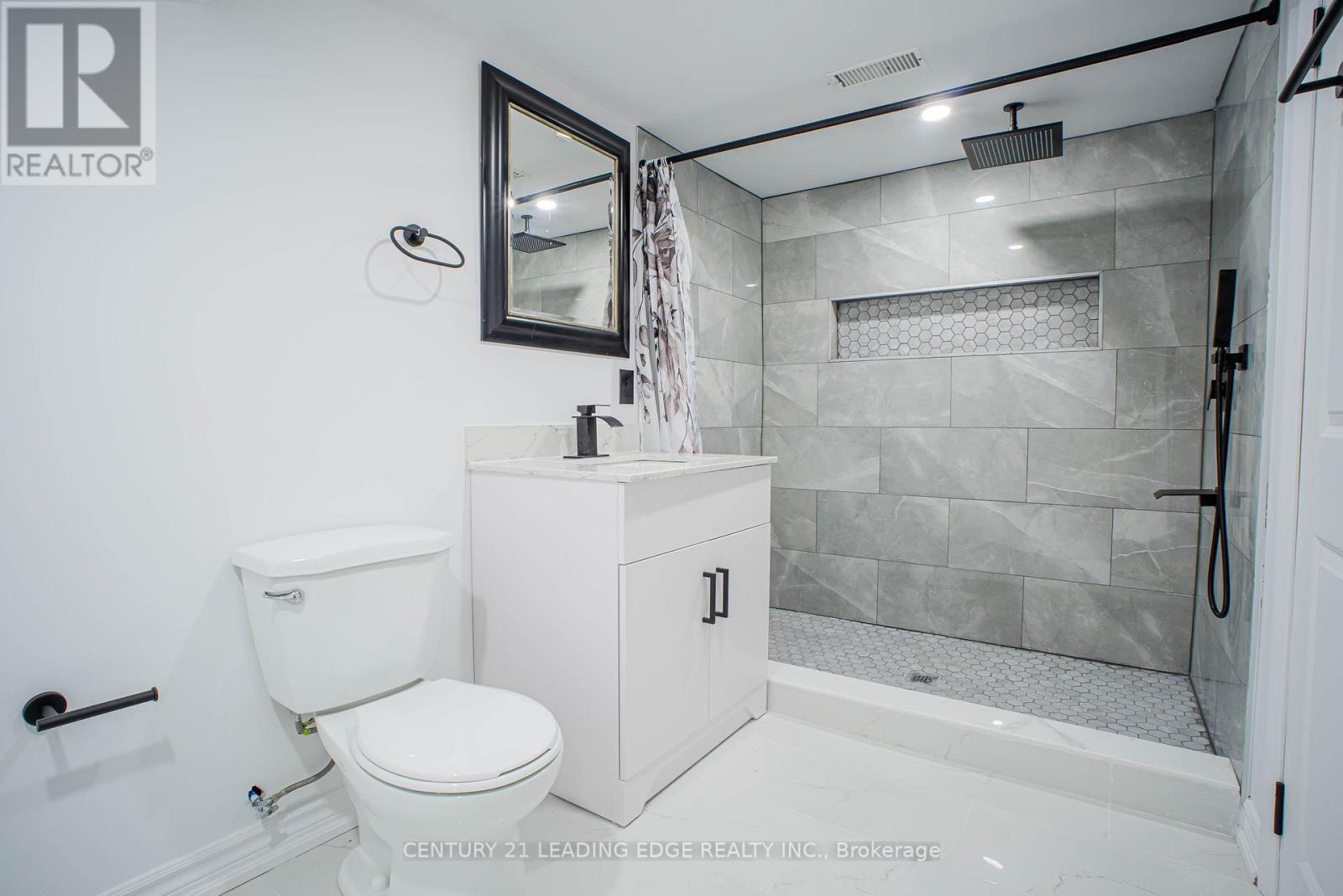 77 Elford Crescent, Hamilton, Ontario  L8K 5K8 - Photo 27 - X12523336