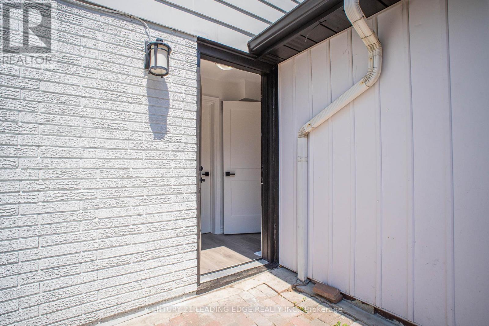 77 Elford Crescent, Hamilton, Ontario  L8K 5K8 - Photo 31 - X12523336