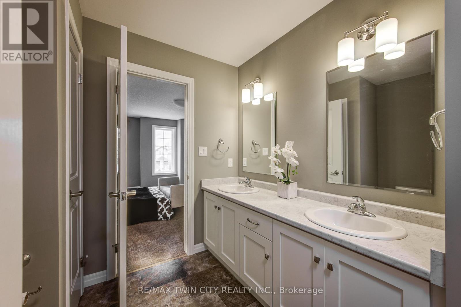 2 - 343 Huron Street, Woodstock, Ontario N4S 7A5 - Photo 24 - X12523422