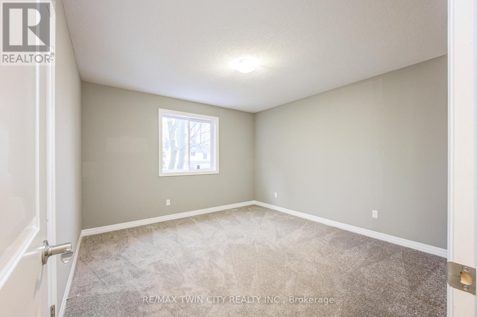 2 - 343 Huron Street, Woodstock, Ontario N4S 7A5 - Photo 32 - X12523422