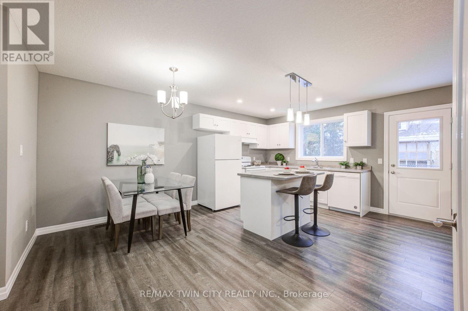 2 - 343 Huron Street, Woodstock, Ontario N4S 7A5 - Photo 7 - X12523422