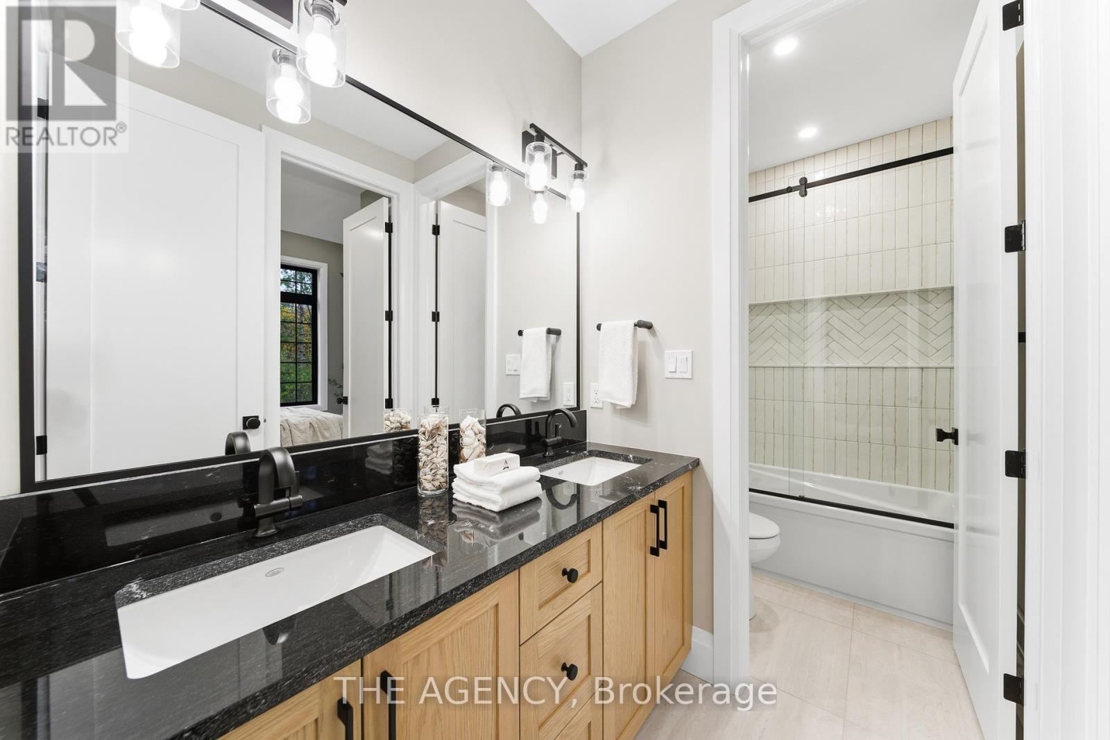 7006 Concession Rd 4, Puslinch, Ontario N0B 2J0 - Photo 27 - X12523428