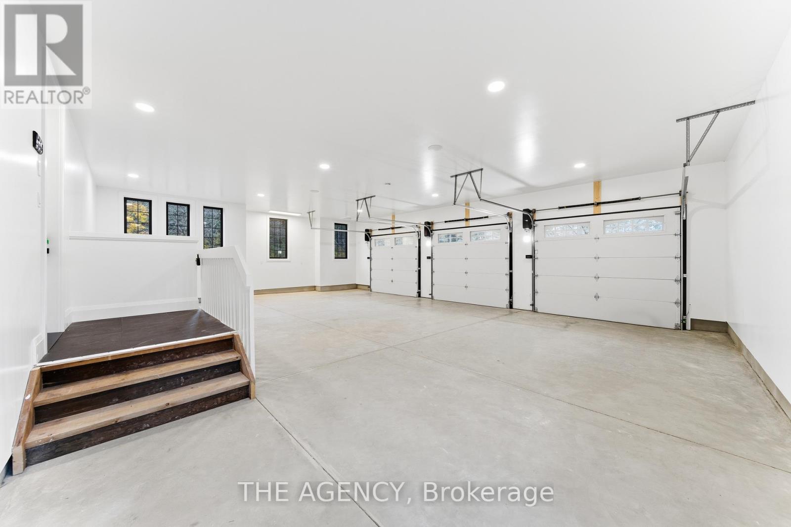 7006 Concession Rd 4, Puslinch, Ontario N0B 2J0 - Photo 35 - X12523428