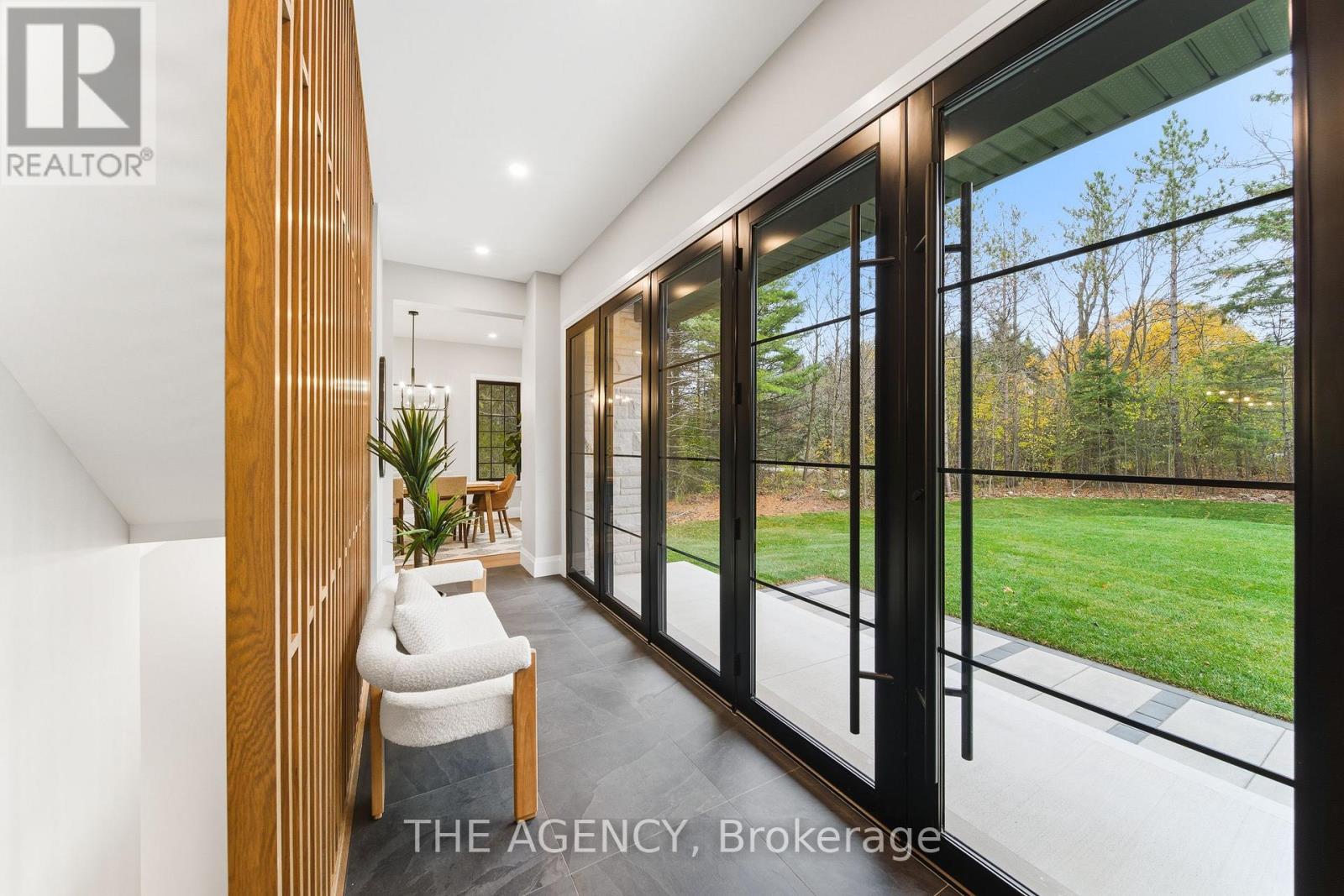 7006 Concession Rd 4, Puslinch, Ontario N0B 2J0 - Photo 4 - X12523428