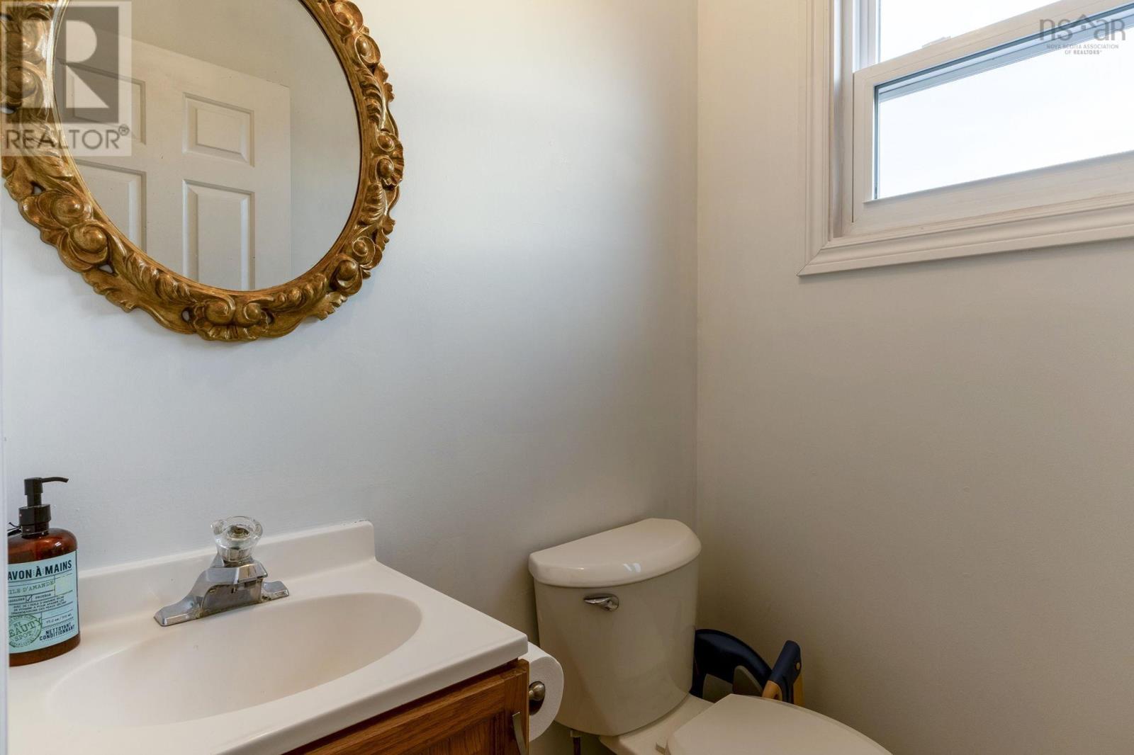 22 Carisbrooke Lane, Cole Harbour, Nova Scotia  B2V 1R2 - Photo 15 - 202527546