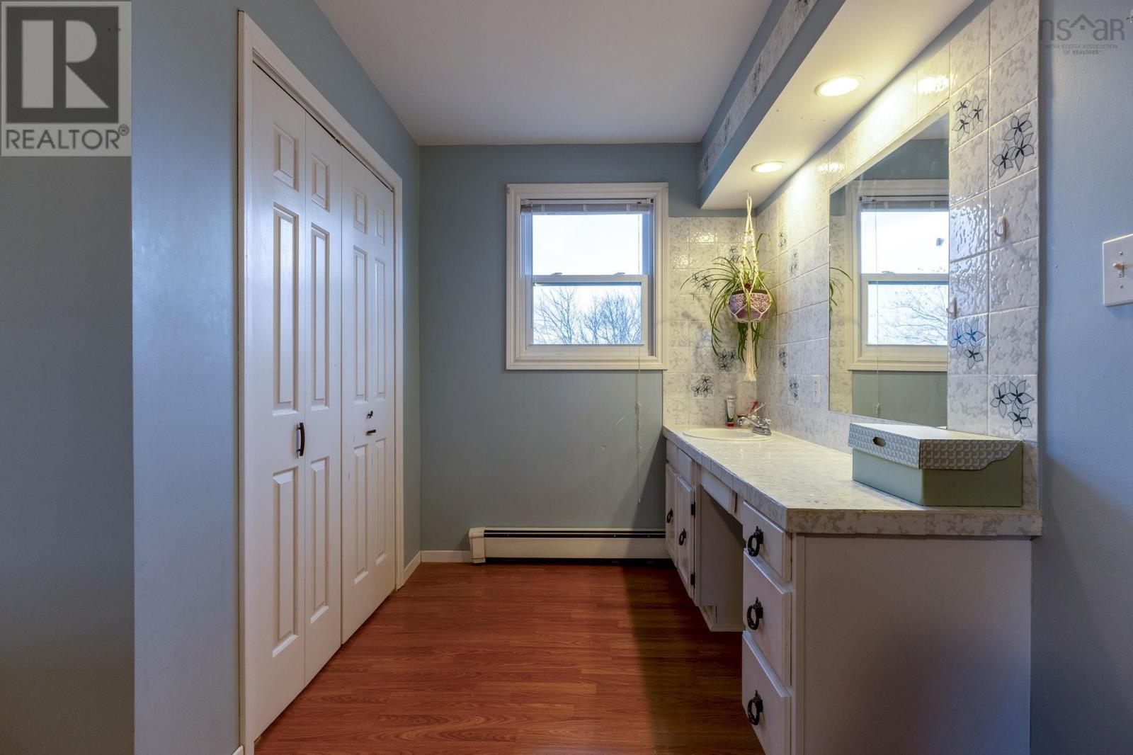 22 Carisbrooke Lane, Cole Harbour, Nova Scotia  B2V 1R2 - Photo 20 - 202527546