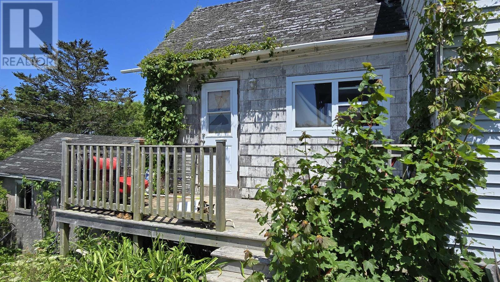 8599 Highway 1, Meteghan Centre, Nova Scotia  B0W 2K0 - Photo 3 - 202527547