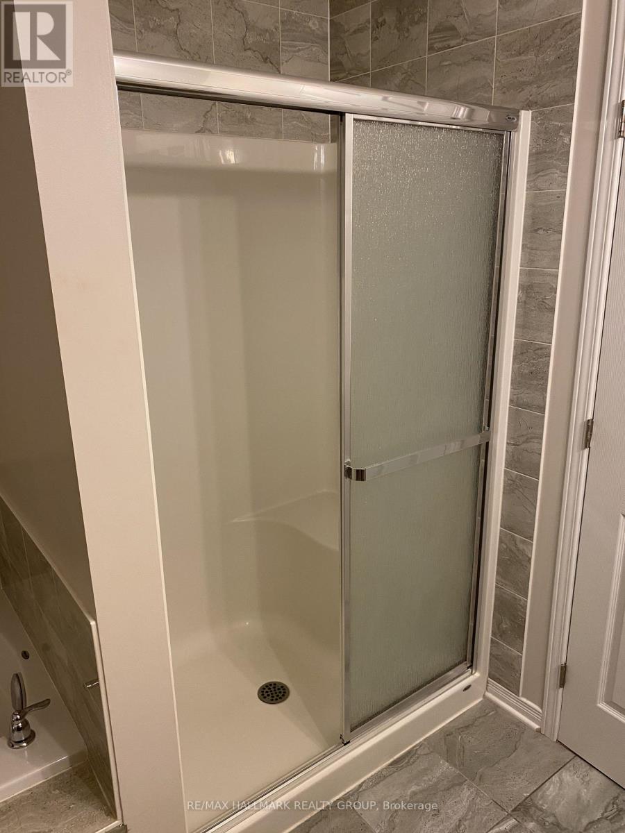 618 Via Campanale Avenue, Ottawa, Ontario K2J 4A2 - Photo 18 - X12489478