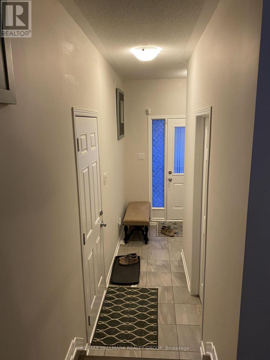 618 Via Campanale Avenue, Ottawa, Ontario K2J 4A2 - Photo 3 - X12489478