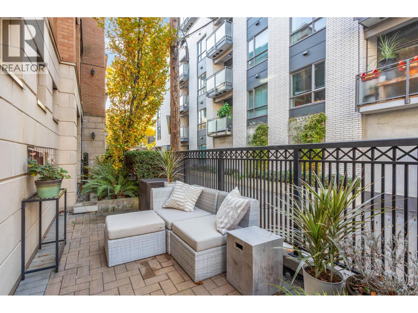 104 2065 W 12th Avenue, Vancouver, British Columbia V6J 5L9 - Photo 17 - R3065795