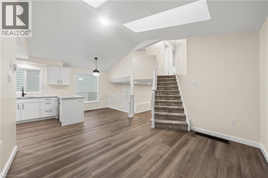 716 Karlsfeld Road Unit# A, Waterloo, Ontario  N2T 2W4 - Photo 15 - 40781460