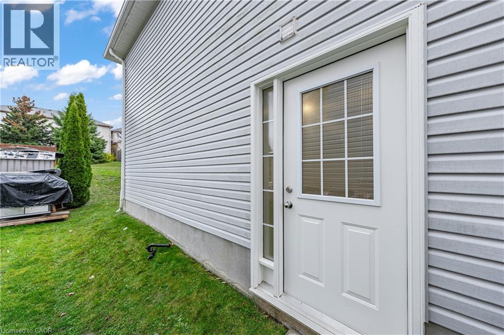 716 Karlsfeld Road Unit# A, Waterloo, Ontario  N2T 2W4 - Photo 38 - 40781460