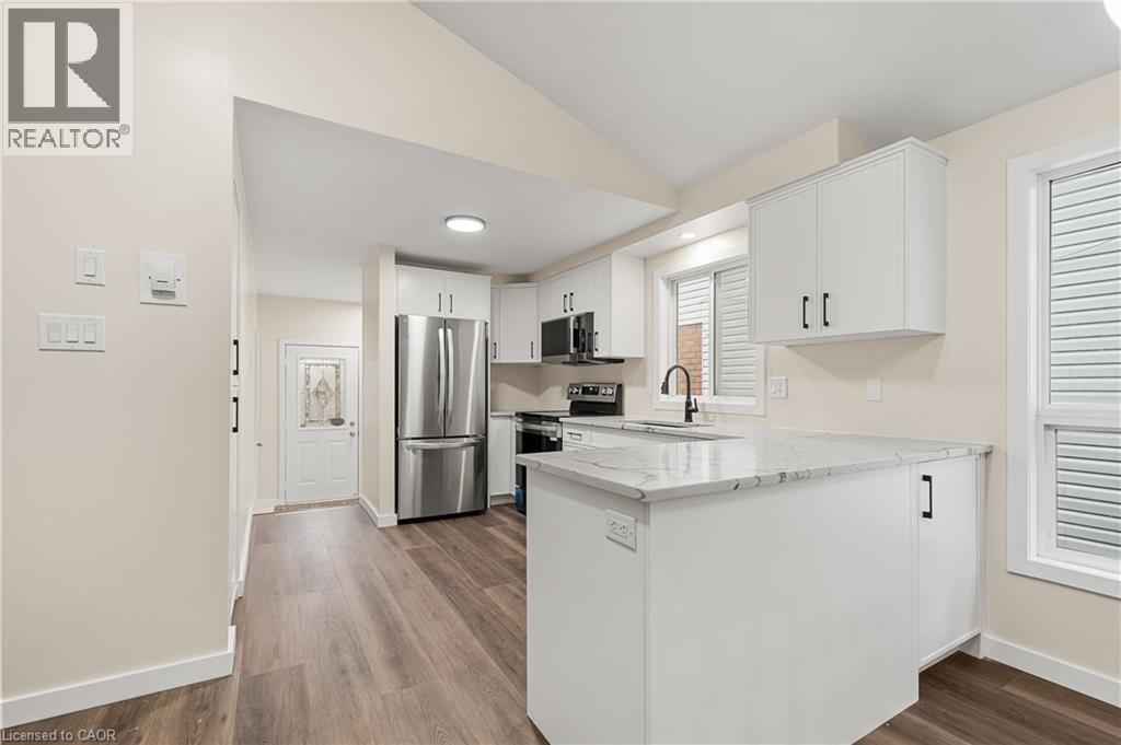 716 Karlsfeld Road Unit# A, Waterloo, Ontario  N2T 2W4 - Photo 5 - 40781460