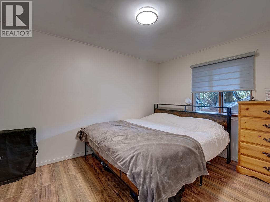 1321 Marlene Road, Roberts Creek, British Columbia  V0N 2W2 - Photo 24 - R3065790