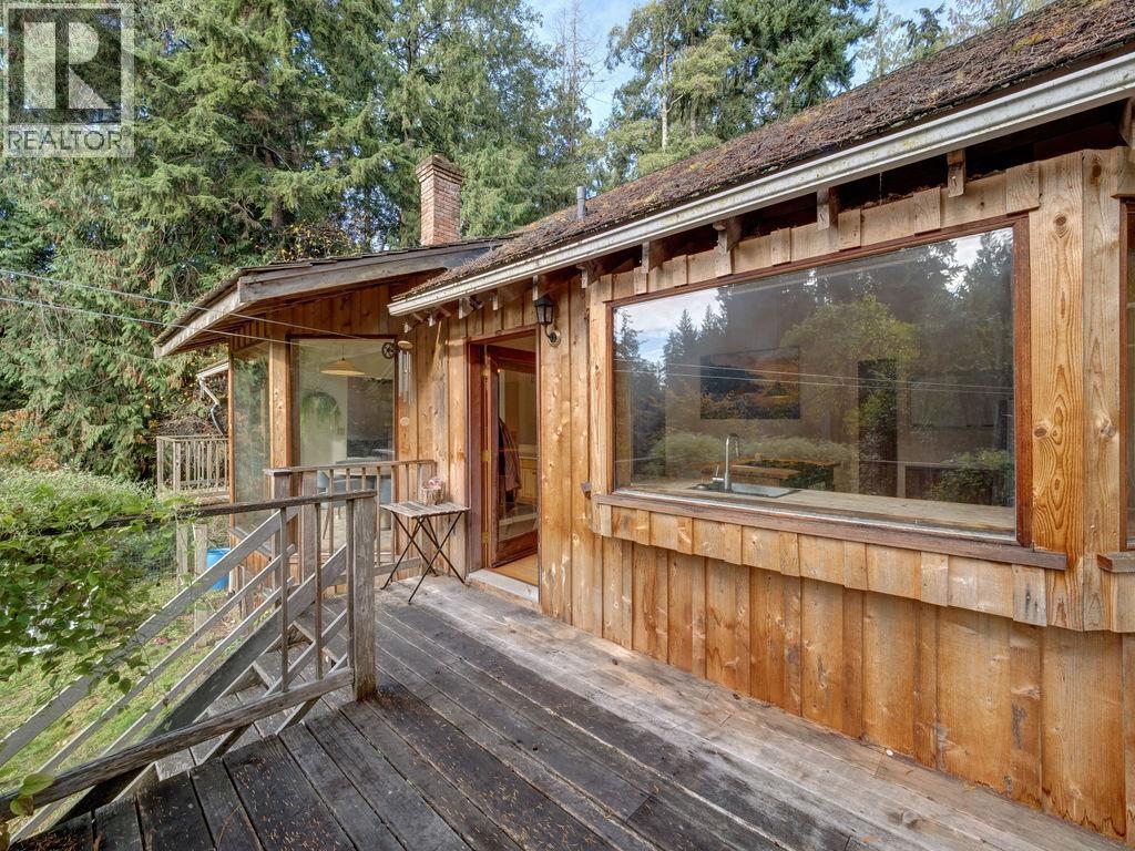 1321 Marlene Road, Roberts Creek, British Columbia  V0N 2W2 - Photo 29 - R3065790