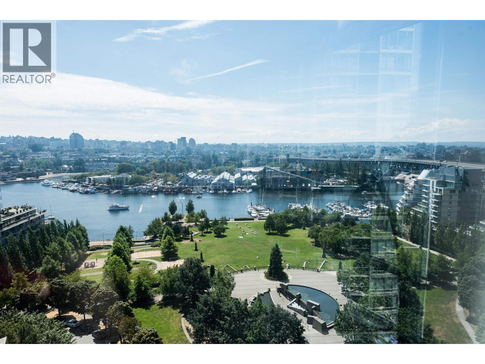 1438 Richards Street, Vancouver, British Columbia  V6Z 3B8 - Photo 2 - R3065784