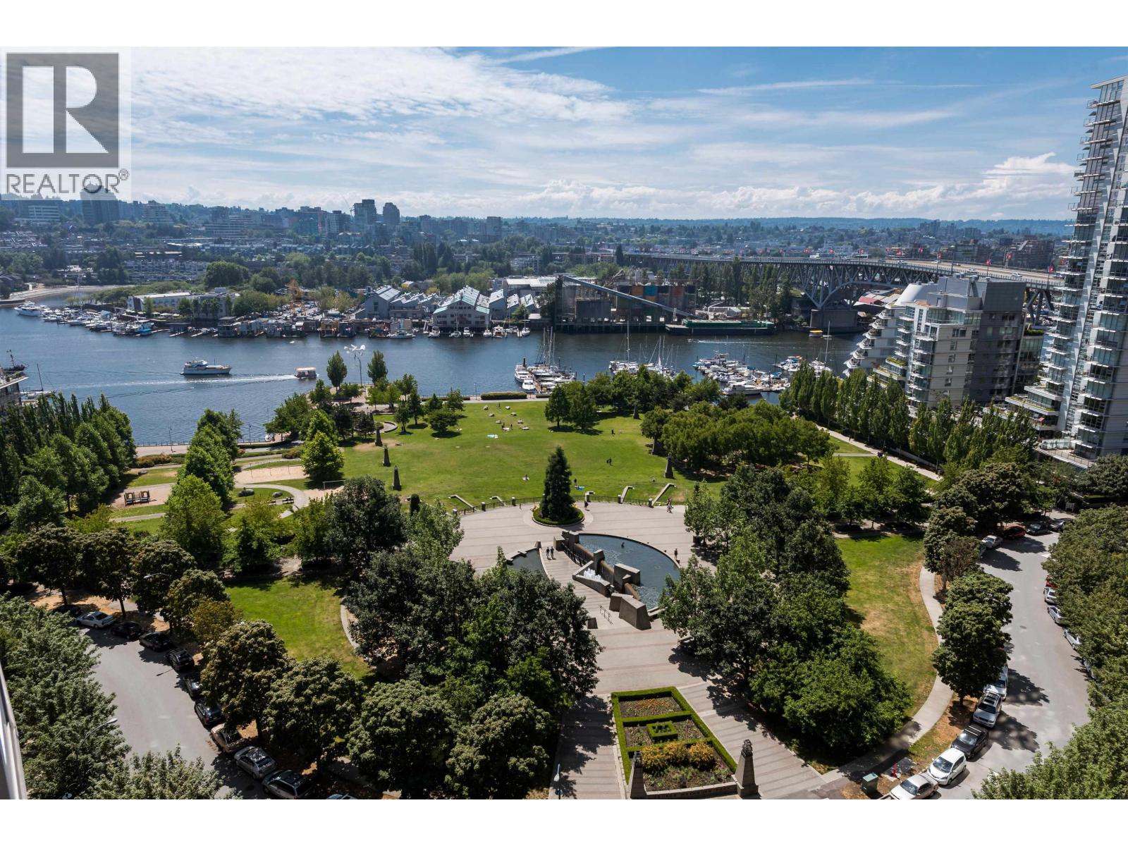 1438 Richards Street, Vancouver, British Columbia  V6Z 3B8 - Photo 3 - R3065784