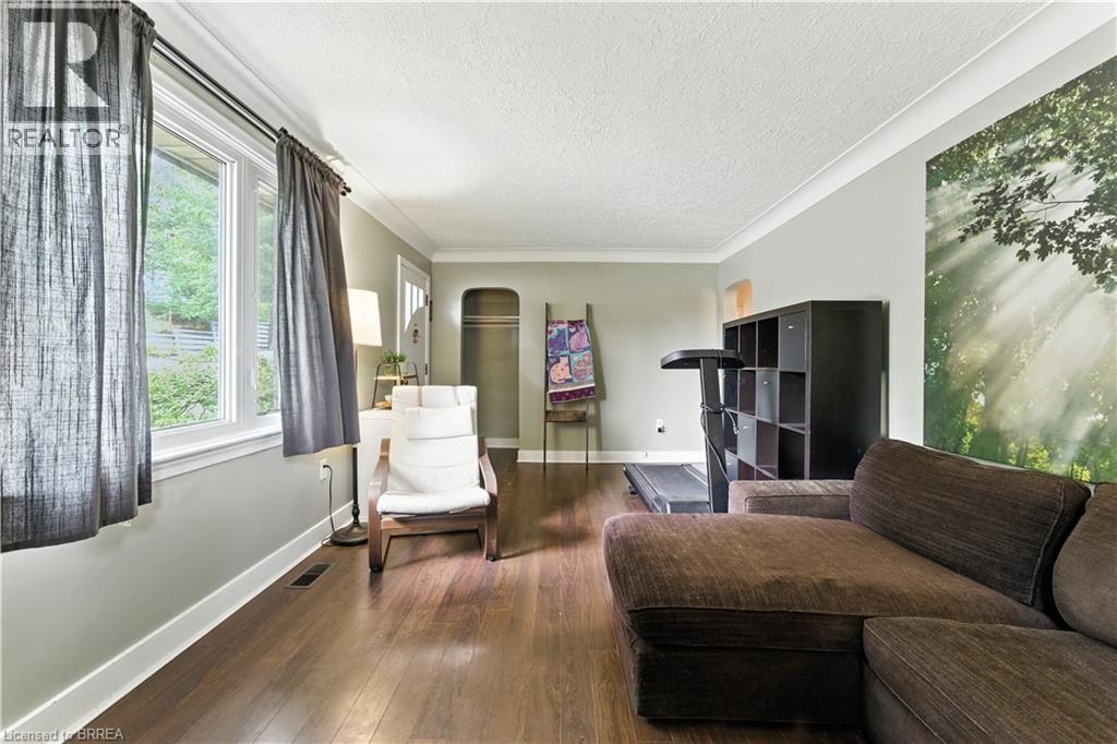 30 Main Street N, St. George, Ontario  N0E 1N0 - Photo 5 - 40769786