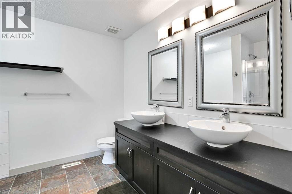 132 Lavendar Link, Chestermere, Alberta  T1X 0E6 - Photo 39 - A2259899