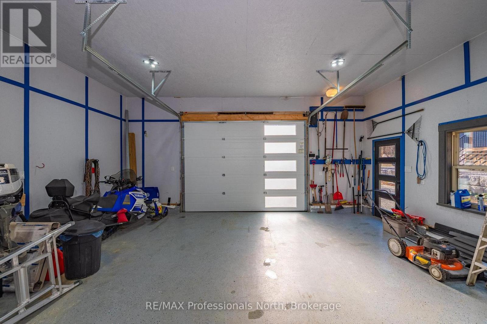 3777 Glamorgan Road, Dysart Et Al, Ontario  K0M 1S0 - Photo 44 - X12523548