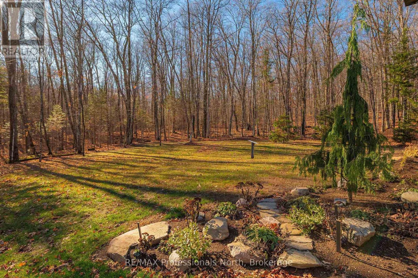 3777 Glamorgan Road, Dysart Et Al, Ontario  K0M 1S0 - Photo 48 - X12523548