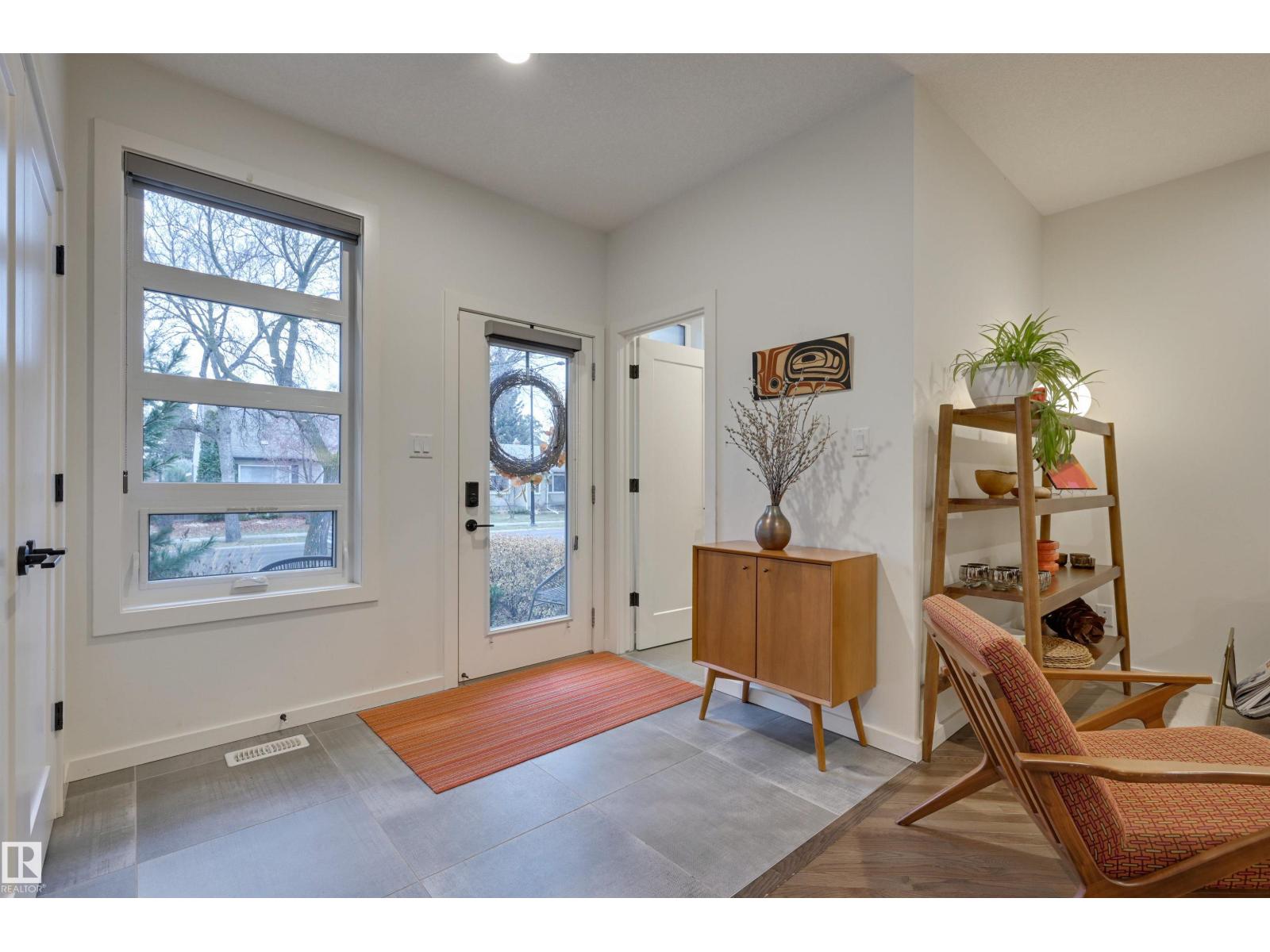 10436 145 St Nw, Edmonton, Alberta  T5N 2Y1 - Photo 5 - E4465130