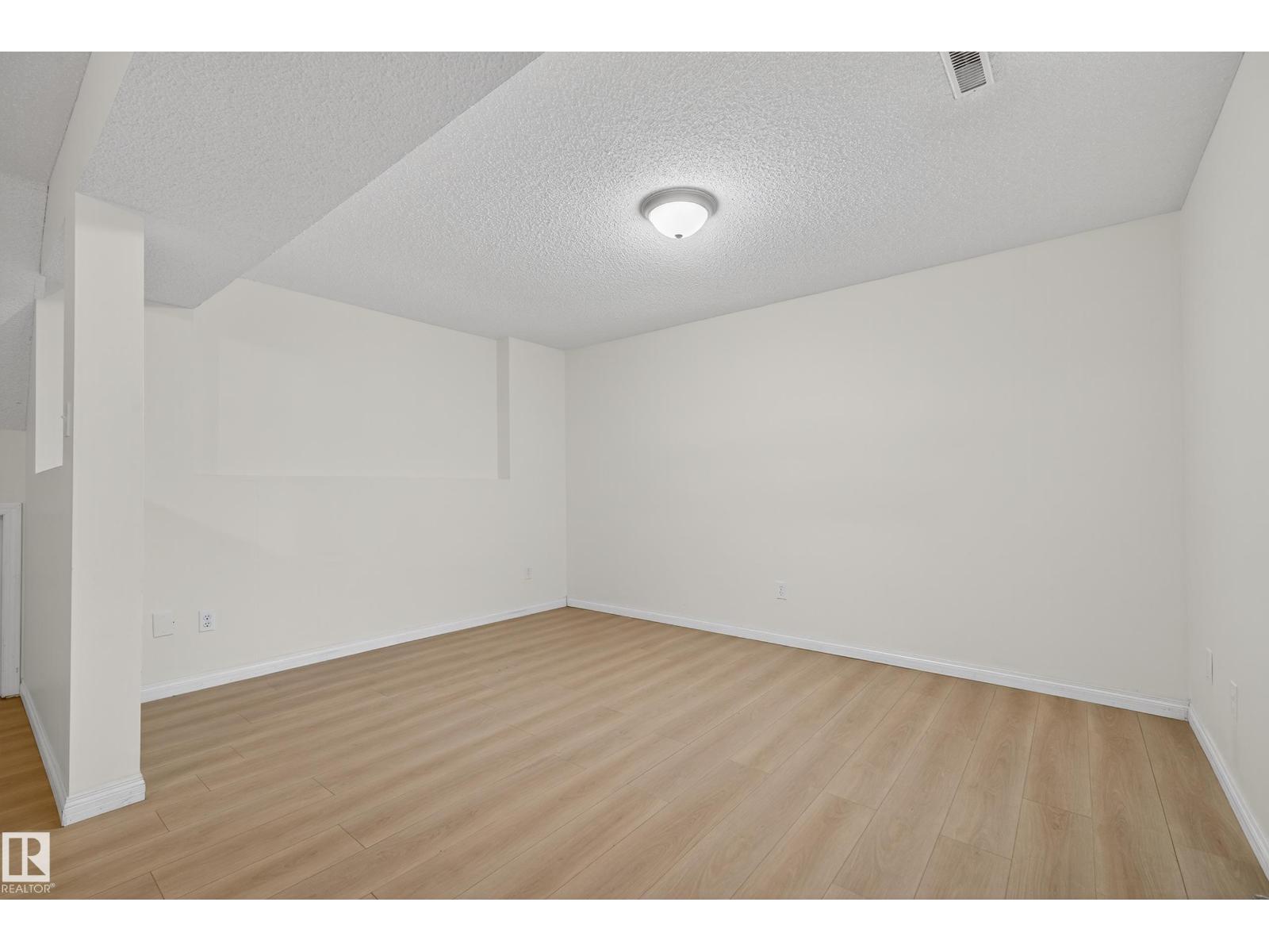 6520 154 Av Nw, Edmonton, Alberta  T5Y 2N7 - Photo 34 - E4465132