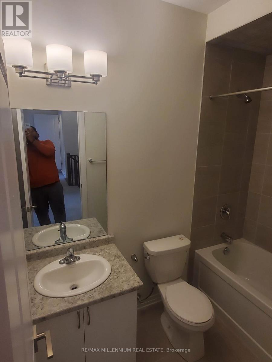 21 - 45 Fieldridge Crescent, Brampton, Ontario  L6R 4G6 - Photo 19 - W12519178