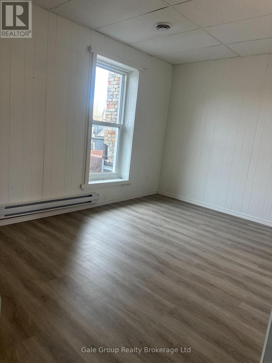 Unit 6 - 457 Dundas Street, Woodstock, Ontario N4S 1C2 - Photo 10 - X12523554