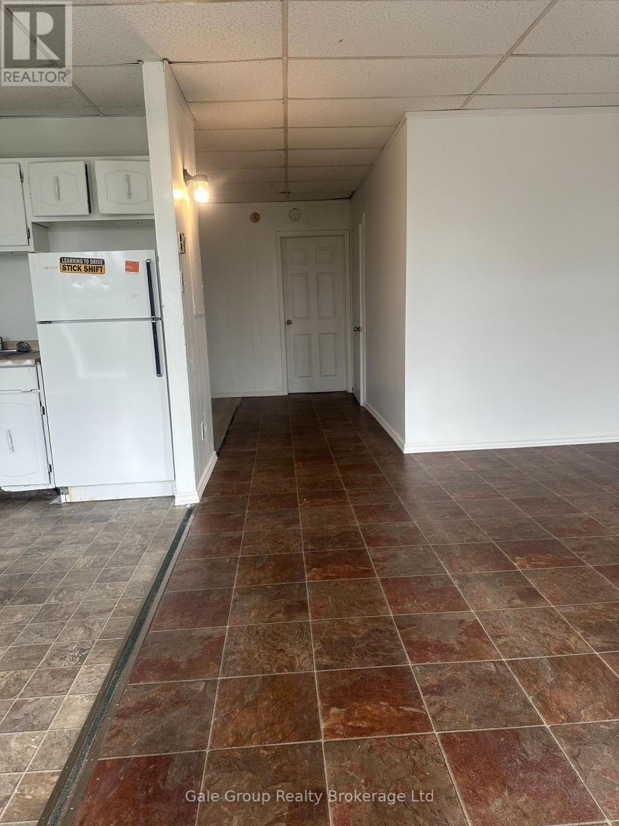 Unit 6 - 457 Dundas Street, Woodstock, Ontario N4S 1C2 - Photo 8 - X12523554