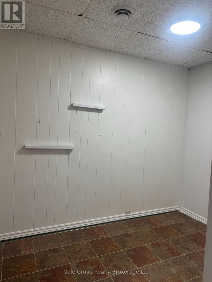 Unit 6 - 457 Dundas Street, Woodstock, Ontario N4S 1C2 - Photo 9 - X12523554