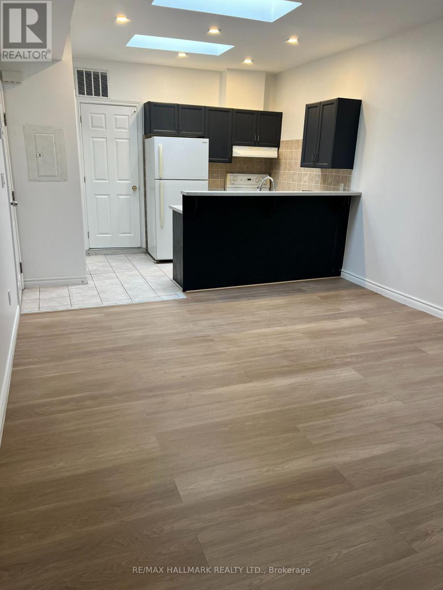 1 - 804 Queen Street E, Toronto, Ontario  M4M 1H7 - Photo 2 - E12427536