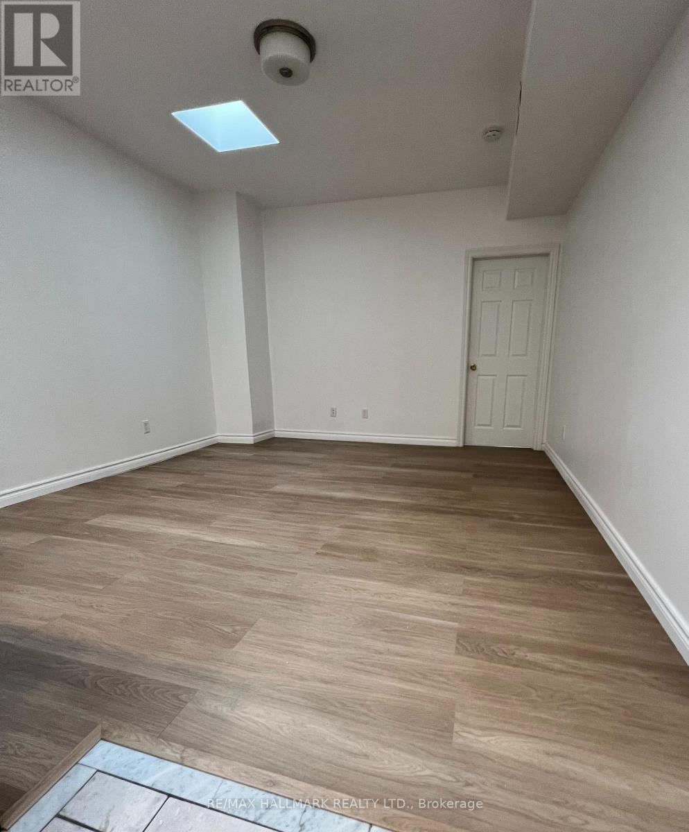 1 - 804 Queen Street E, Toronto, Ontario  M4M 1H7 - Photo 5 - E12427536