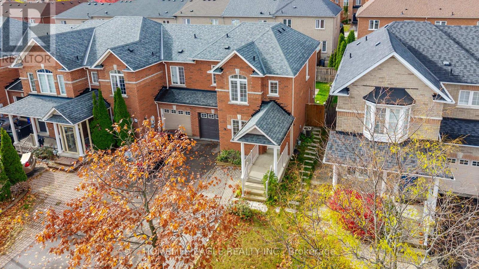 184 KNAPTON DRIVE, Newmarket, Ontario