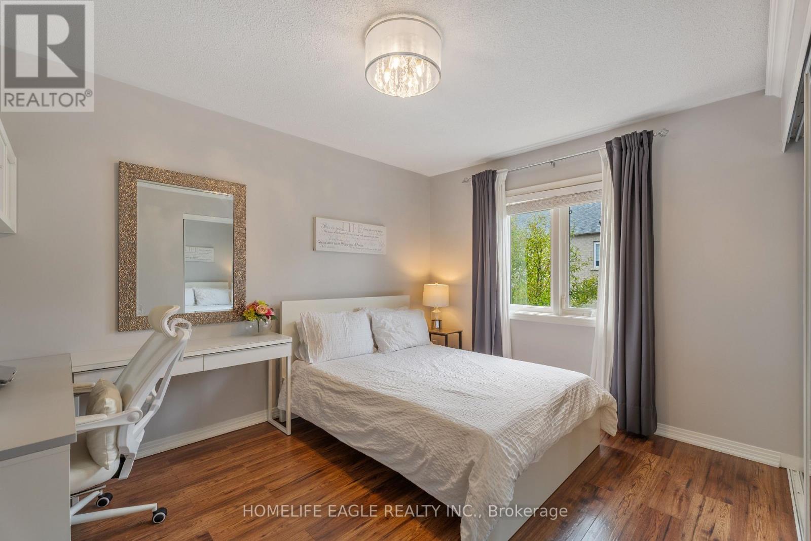 184 Knapton Drive, Newmarket, Ontario  L3X 3B5 - Photo 16 - N12523434