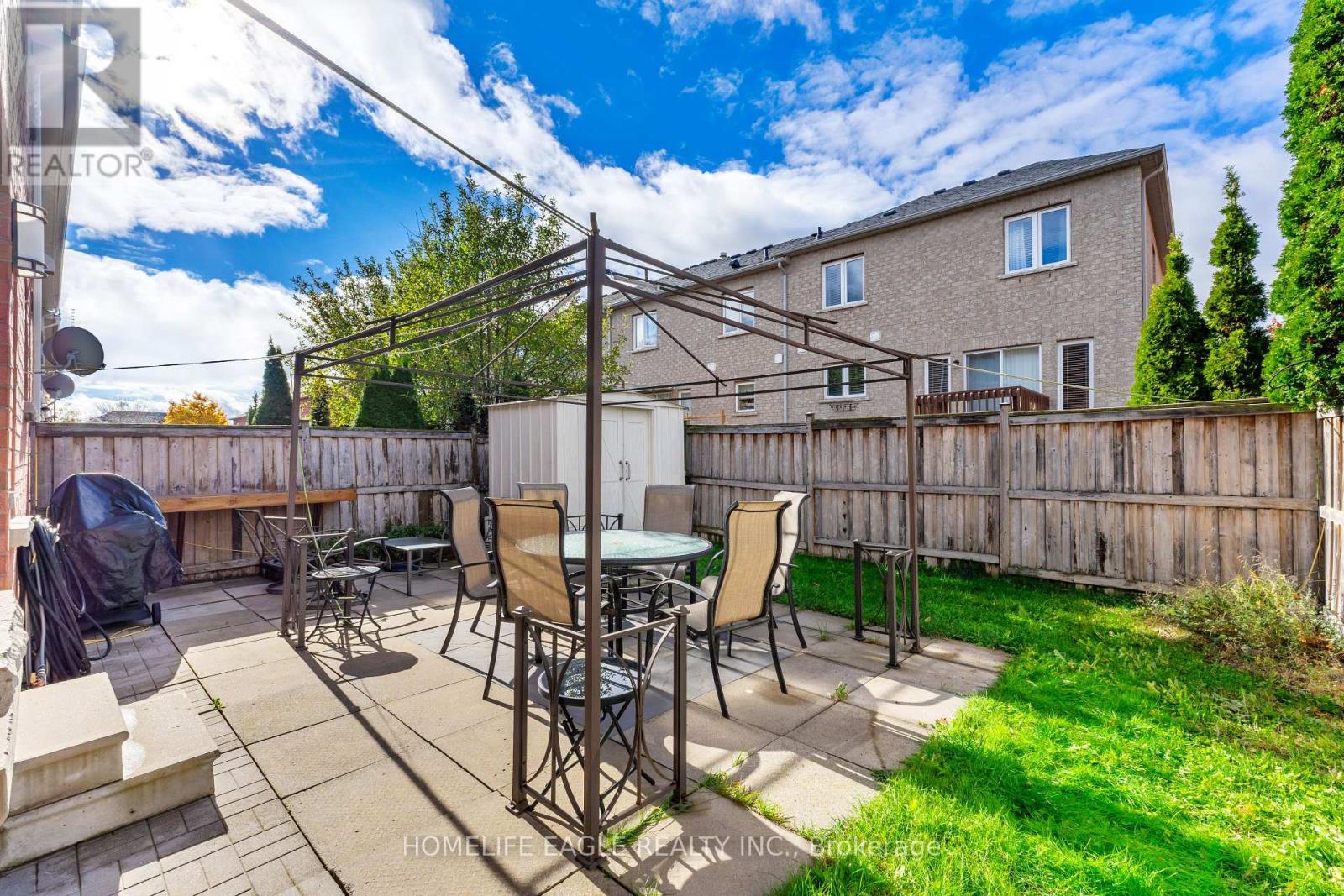 184 Knapton Drive, Newmarket, Ontario  L3X 3B5 - Photo 20 - N12523434