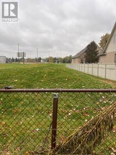 76 Fairview Drive, Brantford, Ontario N3R 2W9 - Photo 19 - X12520012