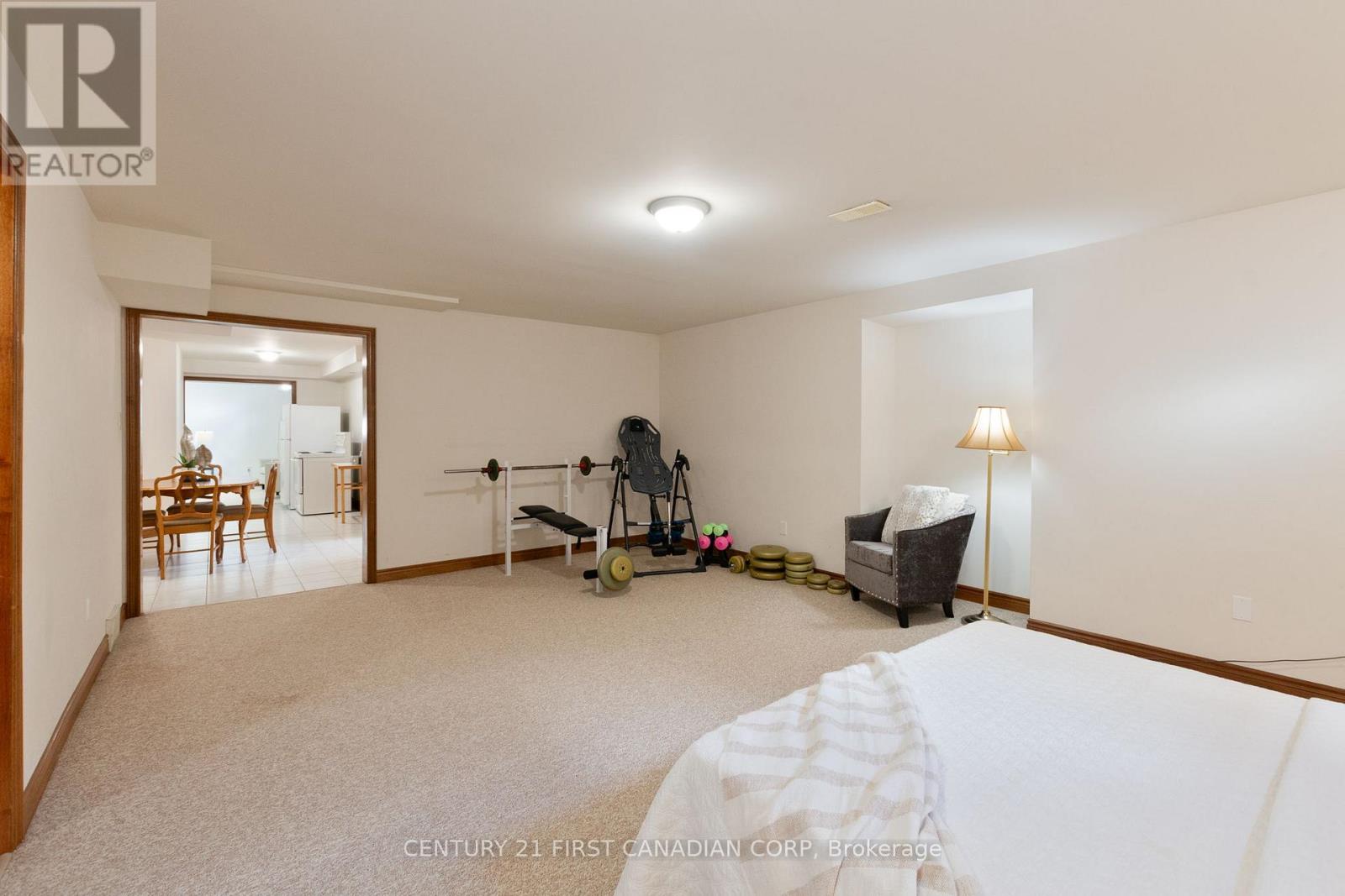 Photo 27 of 50 for 47 Carriage Hill Crescent