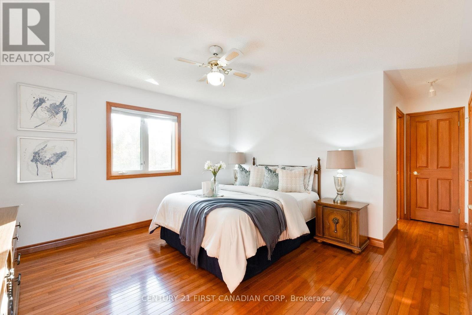 Photo 35 of 50 for 47 Carriage Hill Crescent