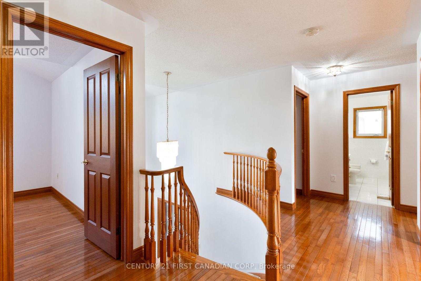 47 Carriage Hill Crescent, London North, Ontario N5X 3W8 - Photo 33 - X12522720