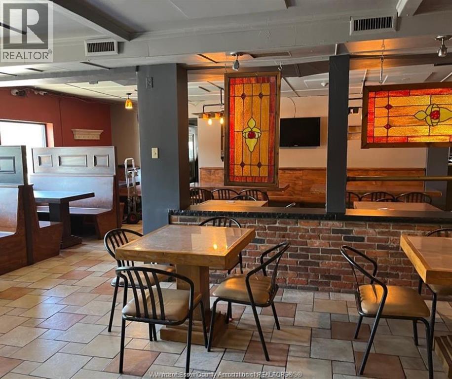 4715 Tecumseh Road, Windsor, Ontario N8R 1A1 - Photo 6 - 25028361