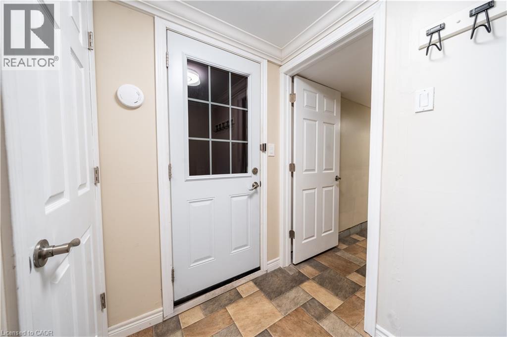 1548 Westminster Place, Burlington, Ontario  L7P 2B5 - Photo 29 - 40786693