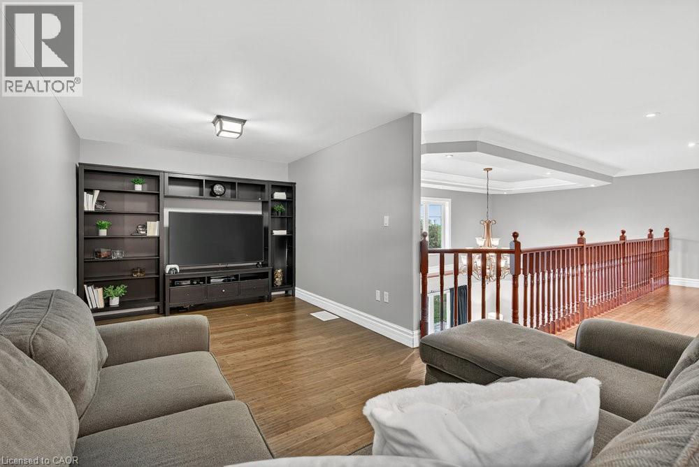 74 Green Mountain Road E, Stoney Creek, Ontario  L8J 2W4 - Photo 29 - 40786609