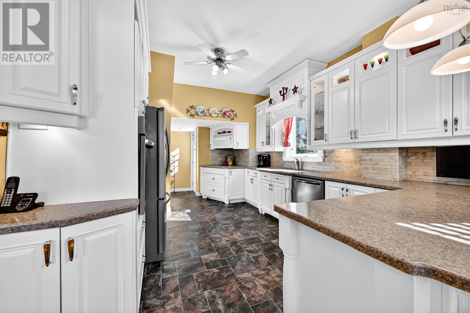 164 Royal Avenue, Sydney, Nova Scotia  B1P 4M6 - Photo 16 - 202525947