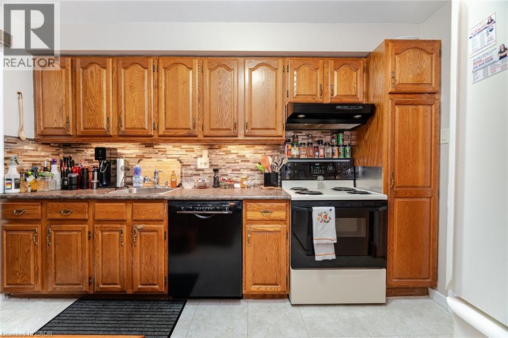 5 Sterne Avenue, Brampton, Ontario  L6W 2Y3 - Photo 10 - 40764419