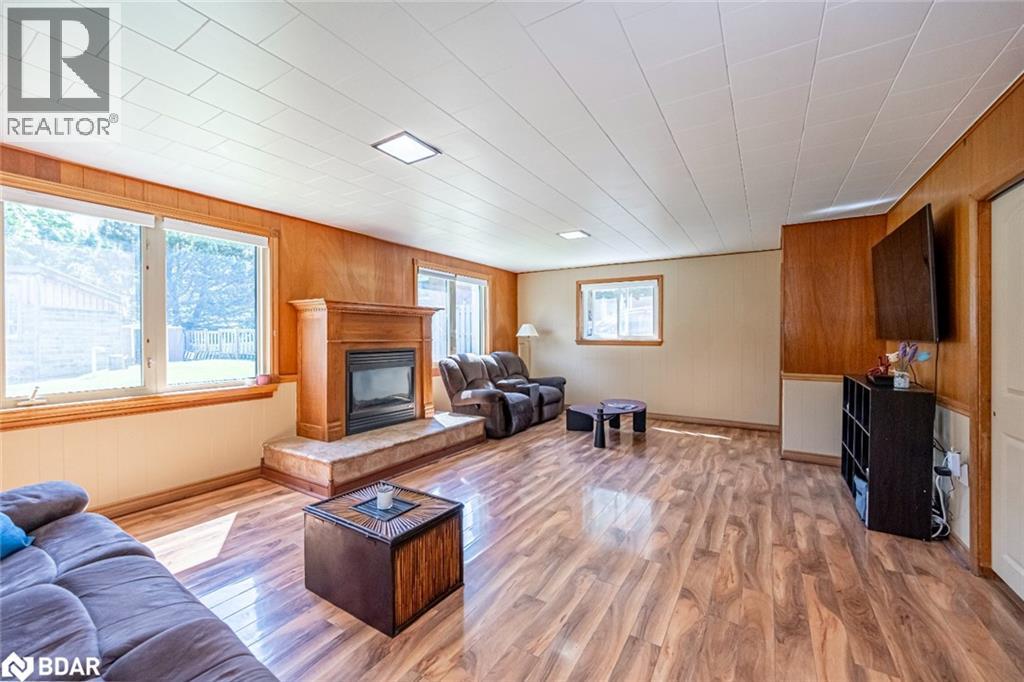 2139 Adjala-Tecumseth Townline, Tottenham, Ontario  L0G 1W0 - Photo 3 - 40786727