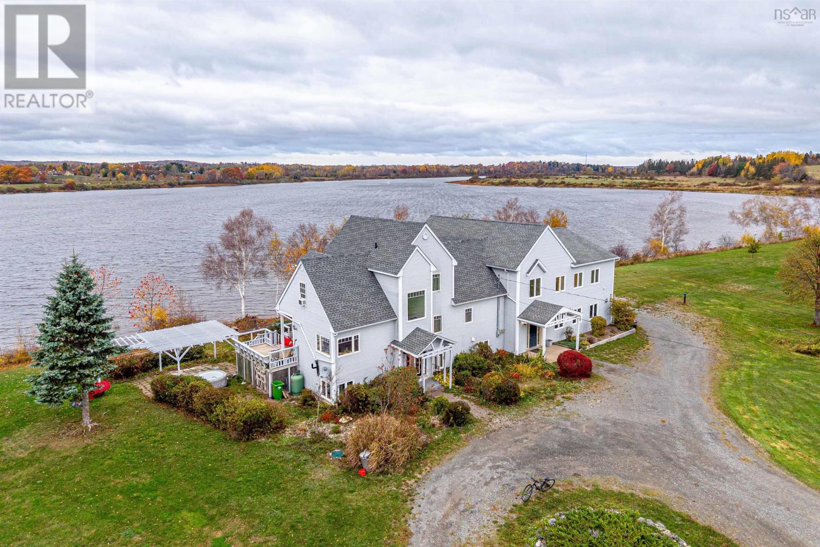 215 Cloverdale Drive, Martock, Nova Scotia  B0N 2T0 - Photo 31 - 202527548