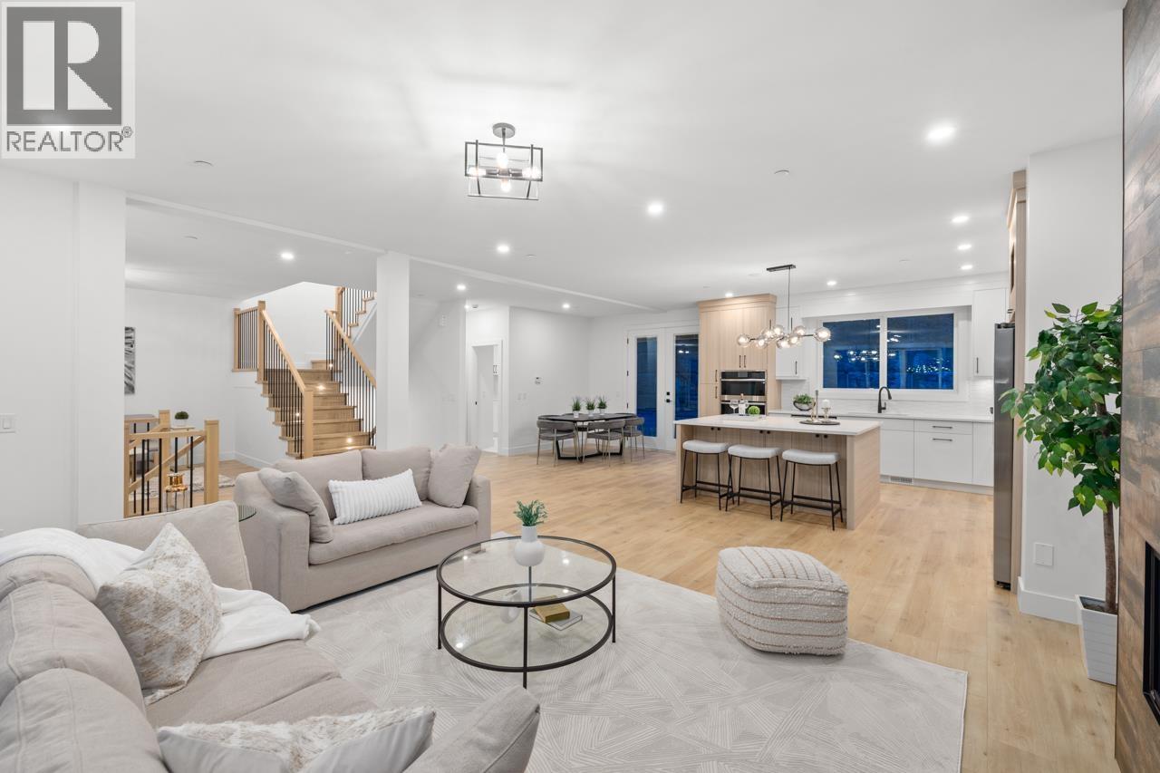 10490 Mcveety Street, Maple Ridge, British Columbia  V2W 0K3 - Photo 5 - R3065602